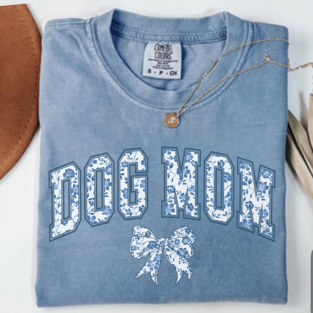 NEW Comfort Colors Chinoiserie Dog Mom Graphic Tee, Oversized Shirt S-3X